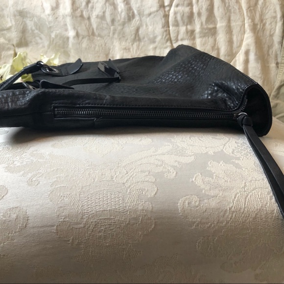 Vince Camuto Black Shoulder Bag Tote - Picture 7 of 16